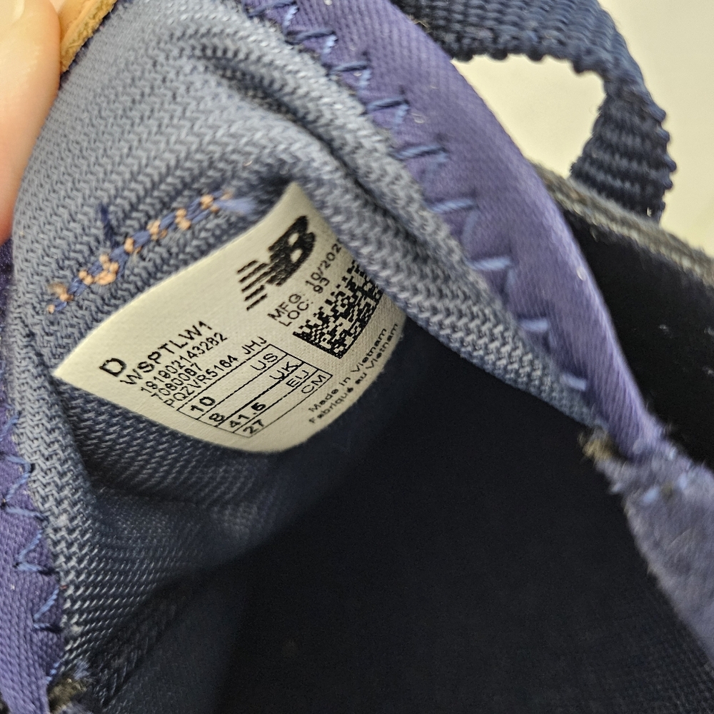❌❌SOLD❌❌
New Balance Lace-Up Sneakers - Fresh Foam Sport Pigment WOMEN SIZE 10 - Picture 8 of 8
